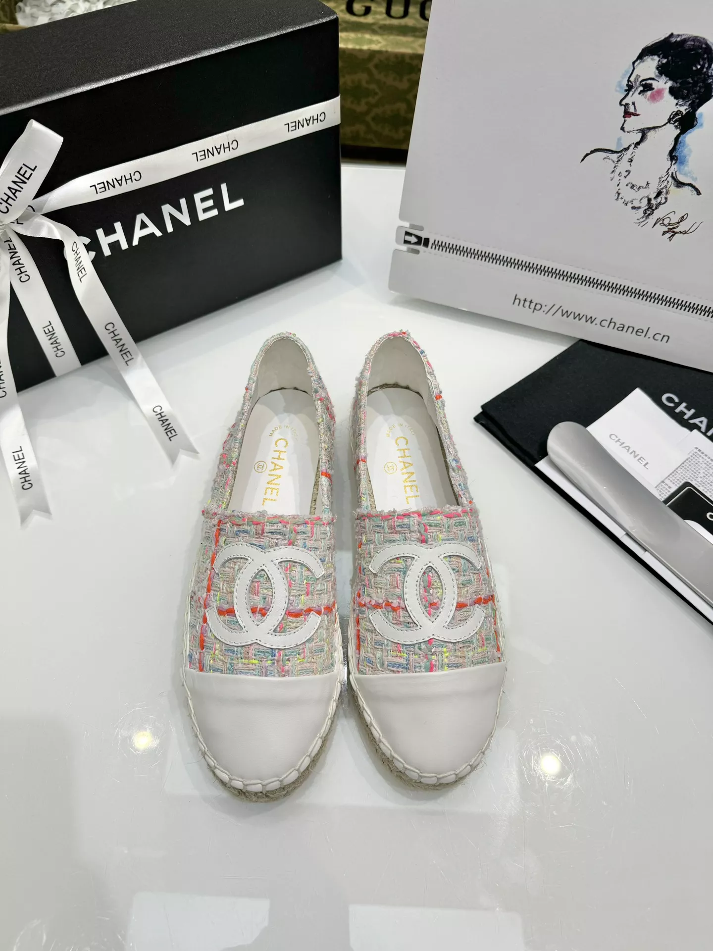 chanel flat chaussures pour femme s_12761a51